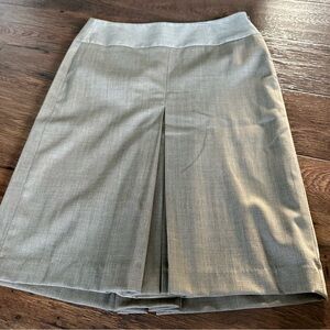 NWT 2 Skirts Women’s Banana Republic Skirt Lot (2)